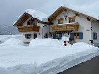 Haus im Winter 2